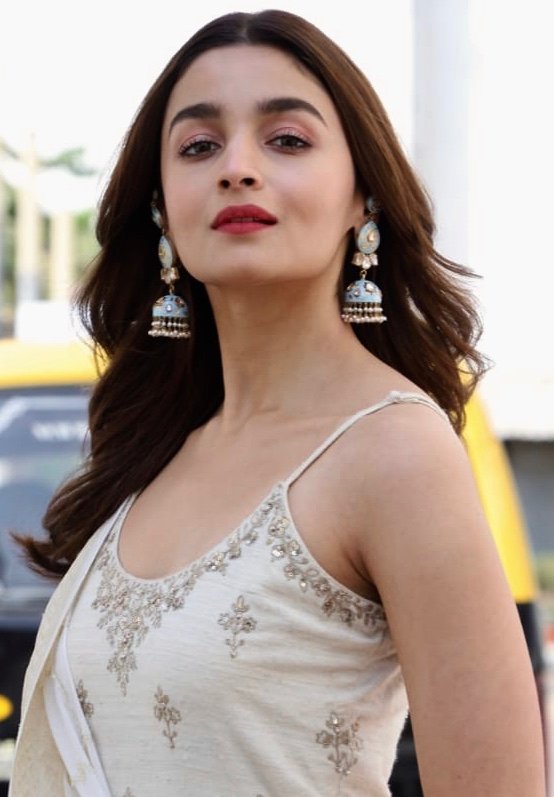 alia bhatt biography in english