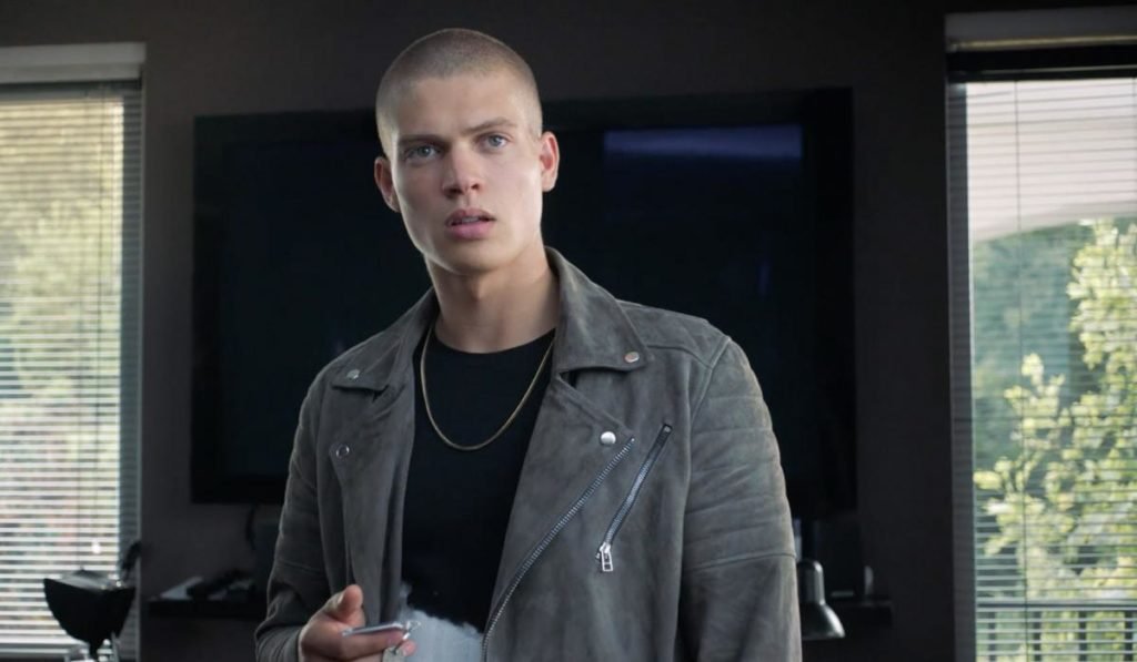 Josha Stradowski Age, Biography, Height, Net Worth, Family & Facts