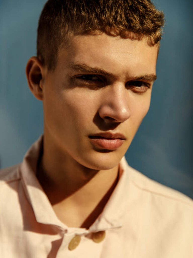 Josha Stradowski Age, Biography, Height, Net Worth, Family & Facts