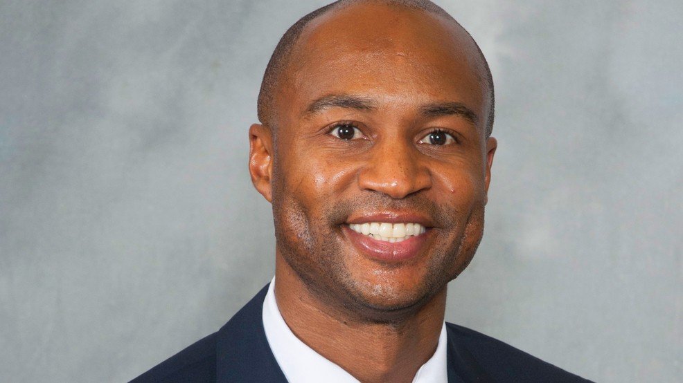 Lamont Smith Age, Biography, Height, Net Worth, Family & Facts