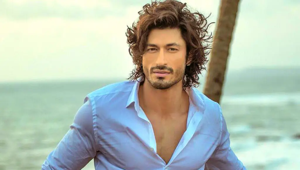 Vidyut Jammwal Age, Biography, Height, Net Worth, Family & Facts