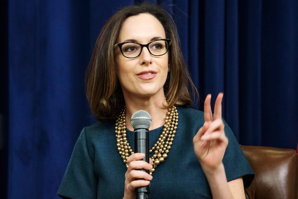 Sarah Isgur Flores Age, Biography, Height, Net Worth, Family & Facts