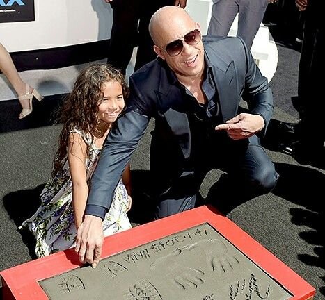 Hania Riley Sinclair Age, Biography, Height, Net Worth, Family & Facts