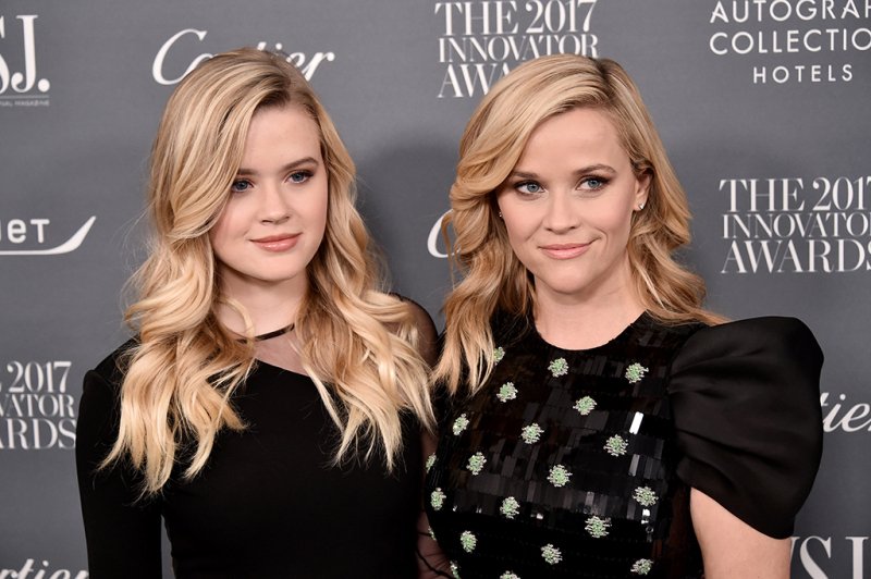 Ava Elizabeth Phillippe Age, Parents, Biography, Height, Net Worth