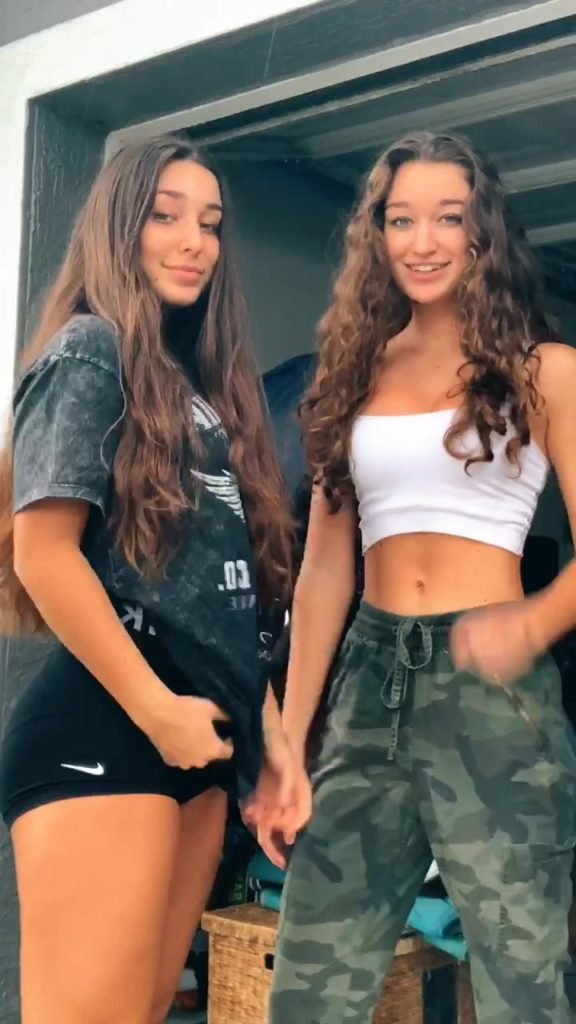 Lia Jakubowski Age, Biography, Height, Net Worth, Family & Facts