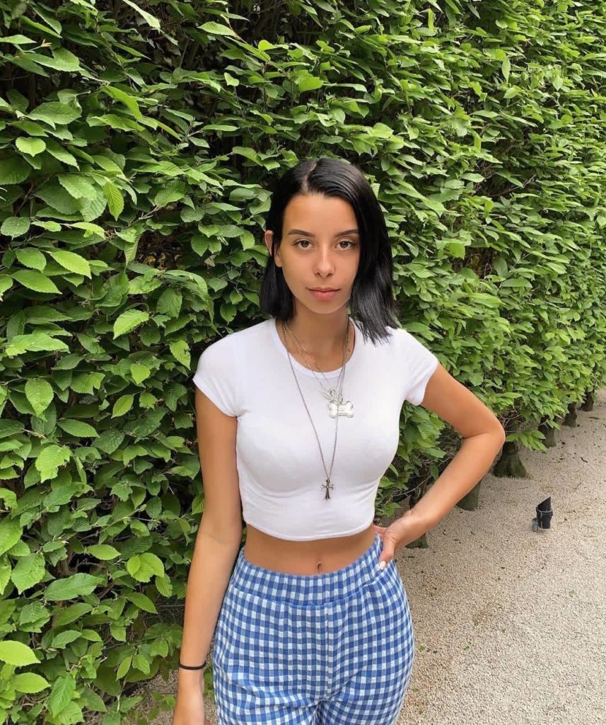 Noemie Dufresne (Internet personality) Age, Biography, Height, Net