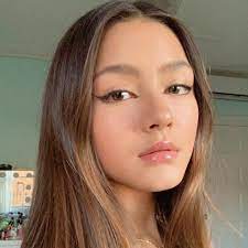 Lily Chee image 1