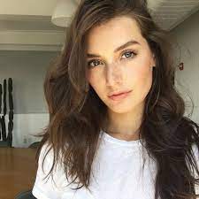 Jessica Clements image 4