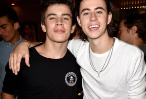 Hayes Grier image 4