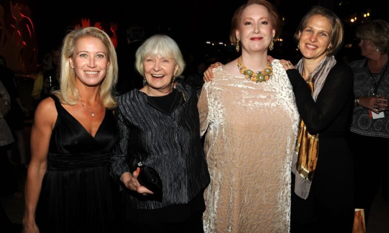 Claire Olivia Newman Age, Biography, Height, Personal Life, Net Worth ...