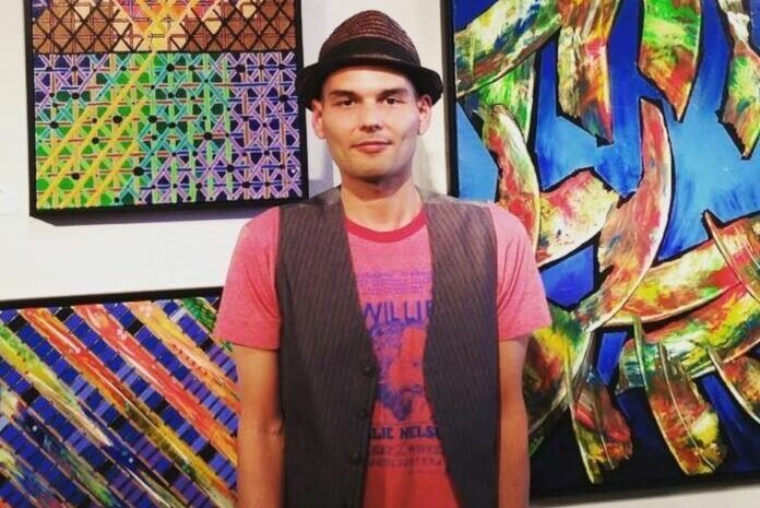 Simon Luckinbill