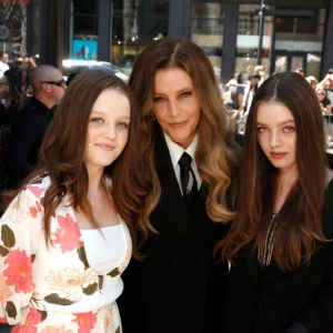 Harper Vivienne Ann Lockwood (Lisa Marie Presley Daughter) Age, Biography, Height, Personal Life, Net Worth & Facts