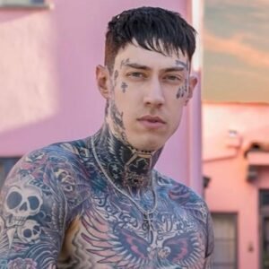 Trace Cyrus image 2