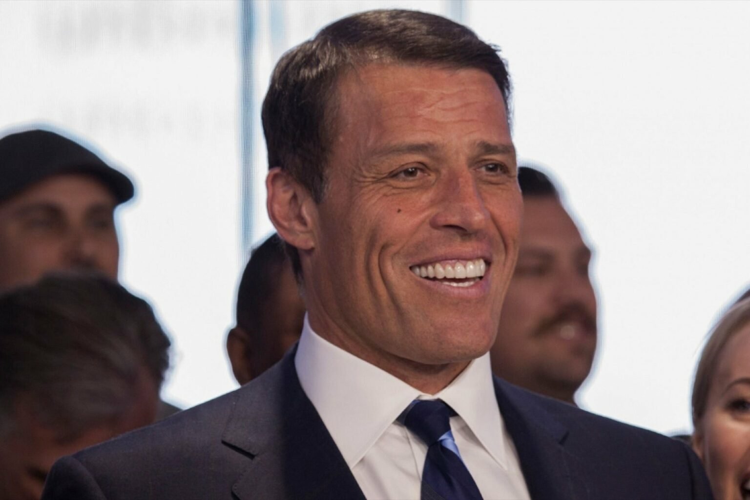 Tony Robbins Age, Biography, Height, Personal Life, Net Worth & Facts