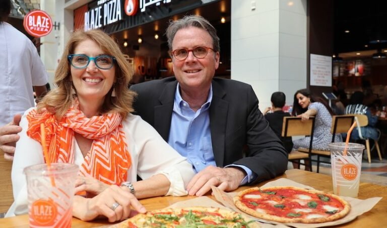 Read more about the article Rick Wetzel (Co-Founder of Blaze Pizza) Age, Wife, Height, Net Worth, Wiki & Facts