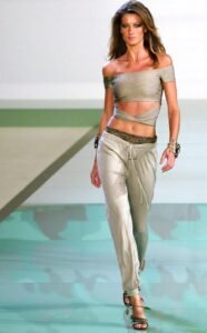 Gisele Bündchen Net Worth, Children, Husband, Boyfriend, Height, Baby