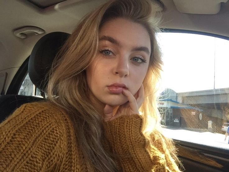 Alexa Losey pictures