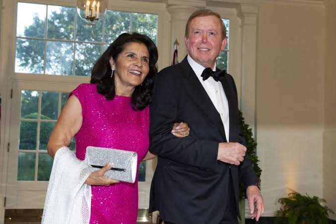 Lou Dobbs wife